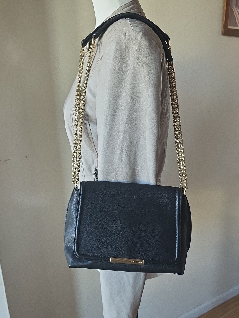 Emilio Pucci Black Shoulder Bag with Gold Chain Straps